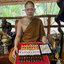 ล็อกเกตเพชรสะแลงแงงฉากขาว สร้าง 2567 พระอาจารย์บุญยกร ฐิตปุญโญ FL