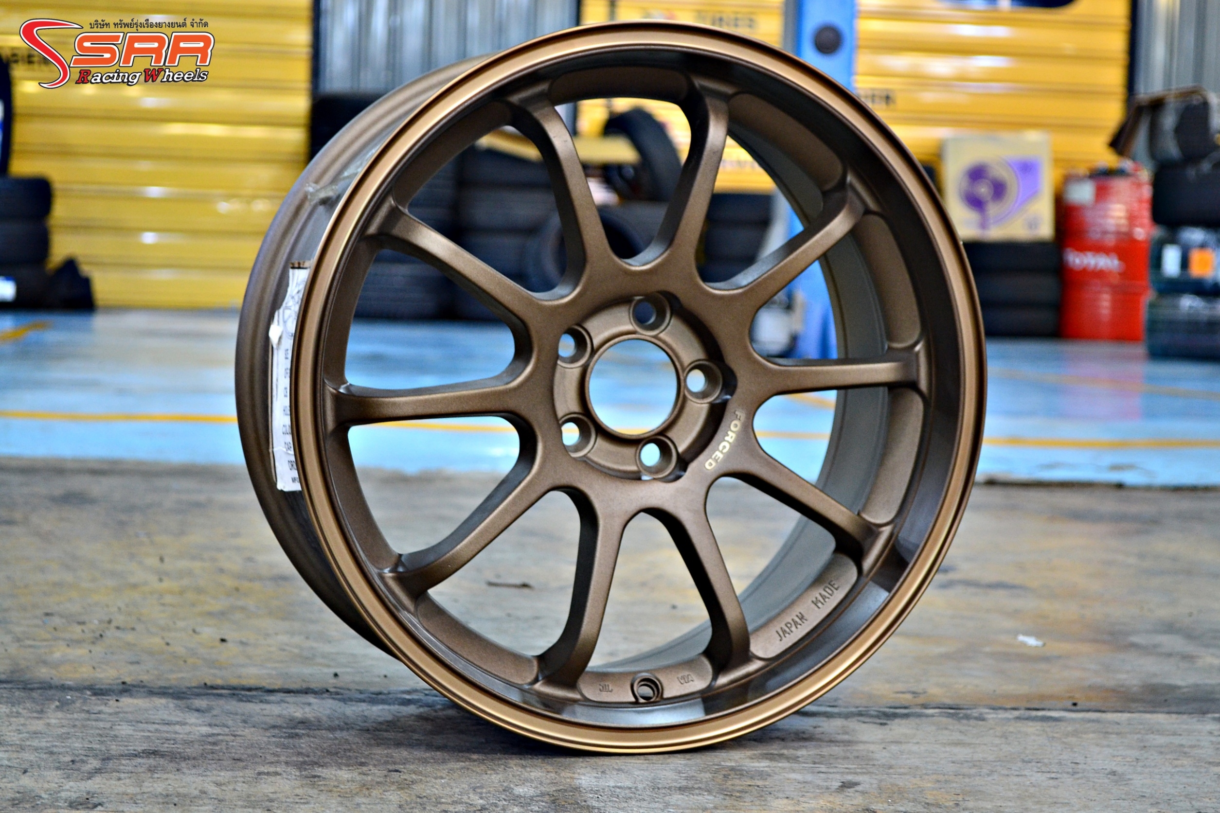 ล้อแม็กซ์ 228 SSW ขอบ17 5x100 ราคาวงละ 2,500 บาท