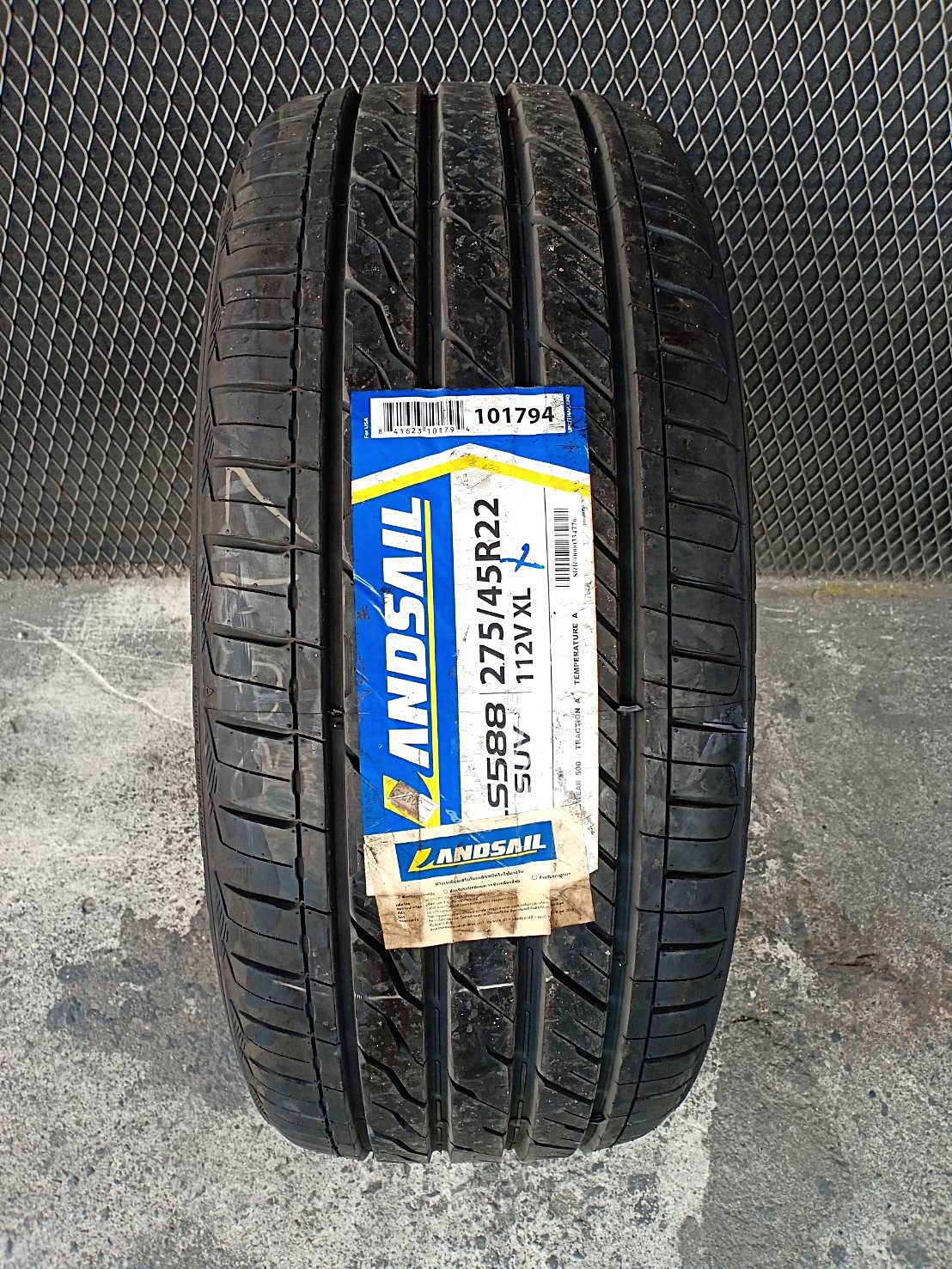 LANDSAIL LS588 SUV 275/45R22 ยางไทย ราคาเส้นละ 5,900 บาท