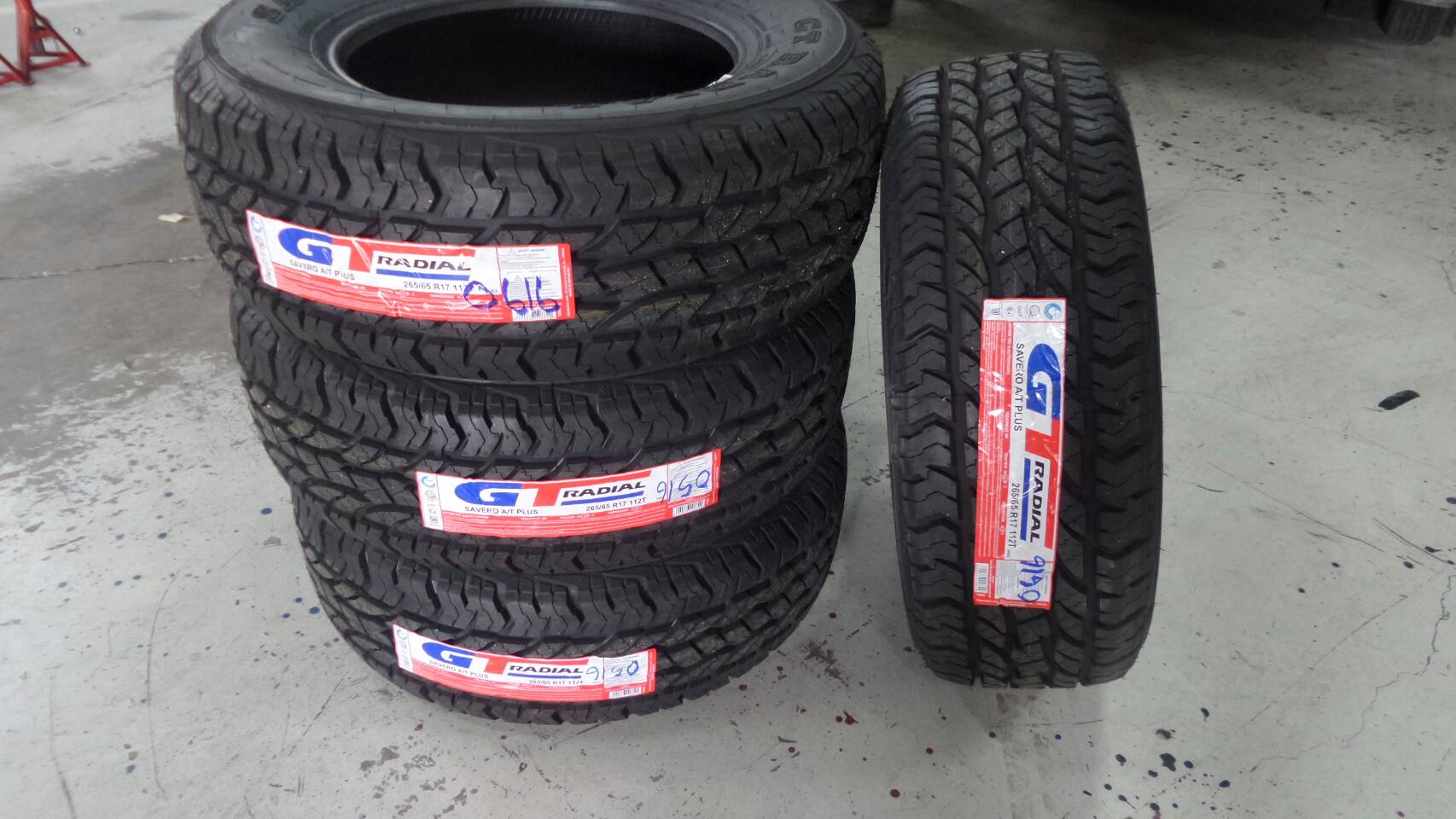 GT RADIAL AT PLUS 235/70R15