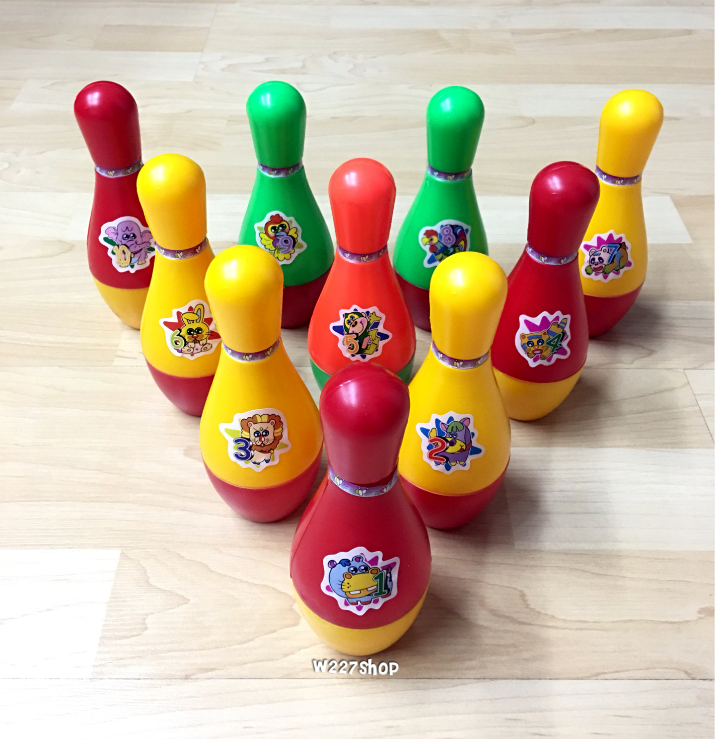 ชุดโบว์ลิ่งของเล่น (พลาสติก)