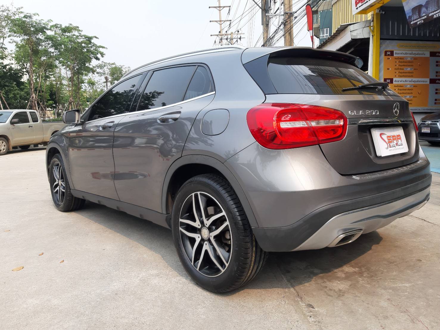 CONTINENTAL ContiSportContact 5 SUV MOE SSR 235/50R18 ยางรันแฟลต สำหรับใส่BENZ GLA