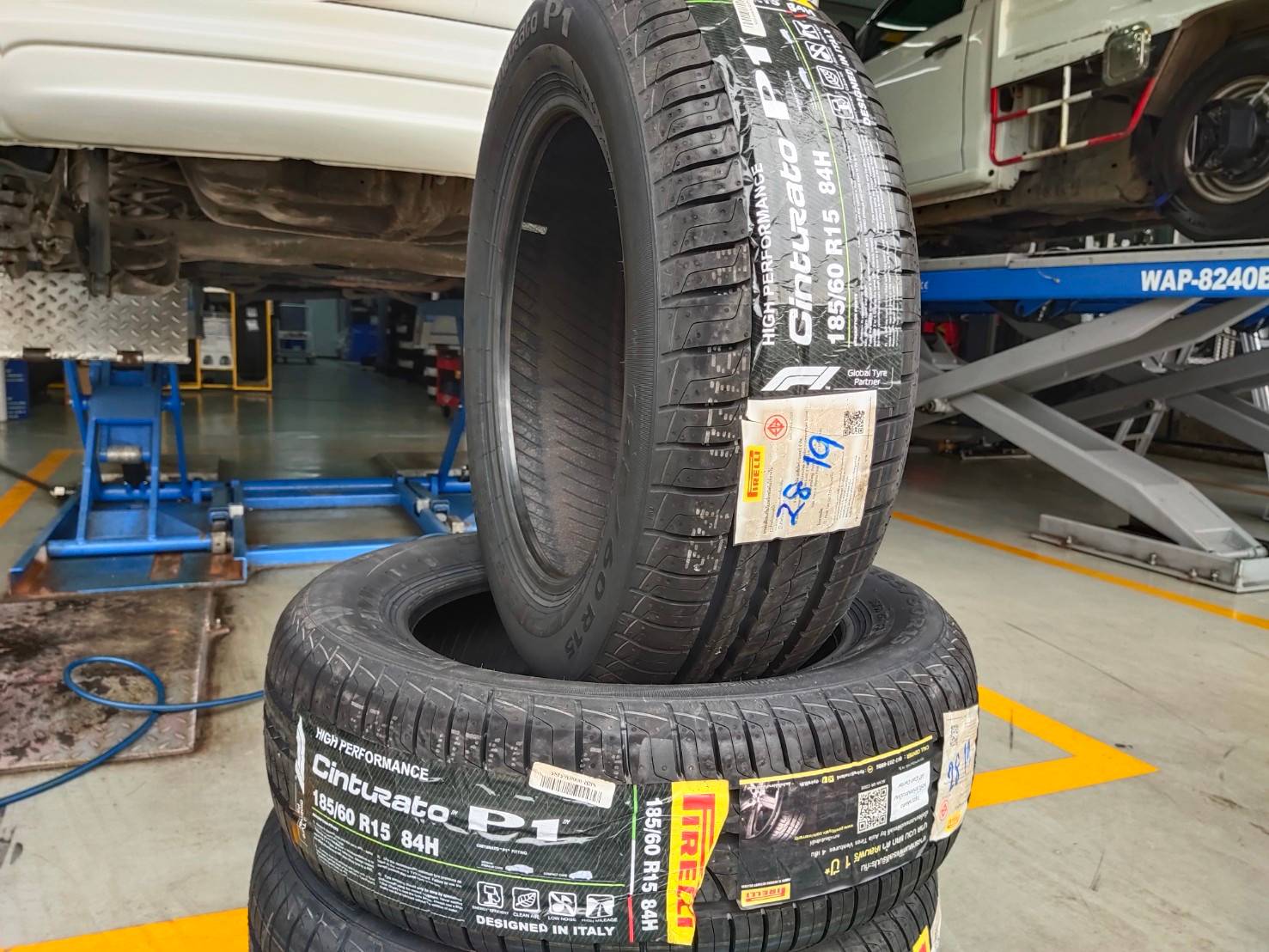PIRELLI CINTURATO P1 185/60R15 ยางปี19 โปรโมชั่นราคาพิเศษ
