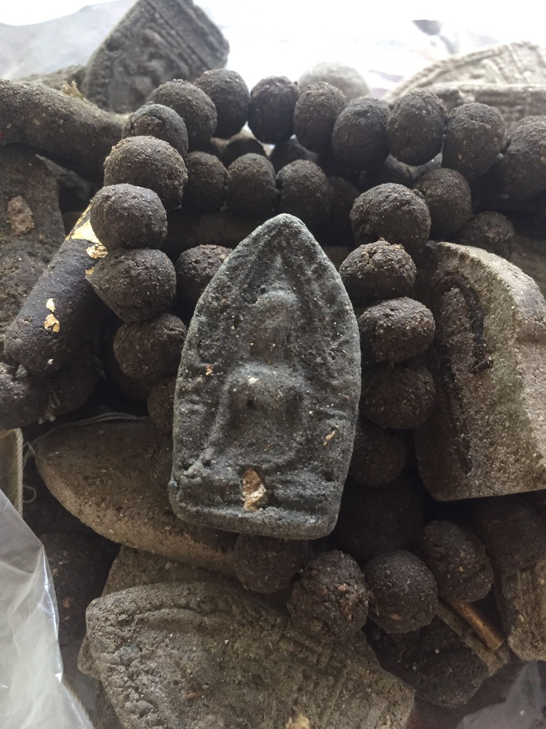 เครื่องรางชุดบูชาครูปี 45 อ.เปล่ง บุญยืน สุรินทร์