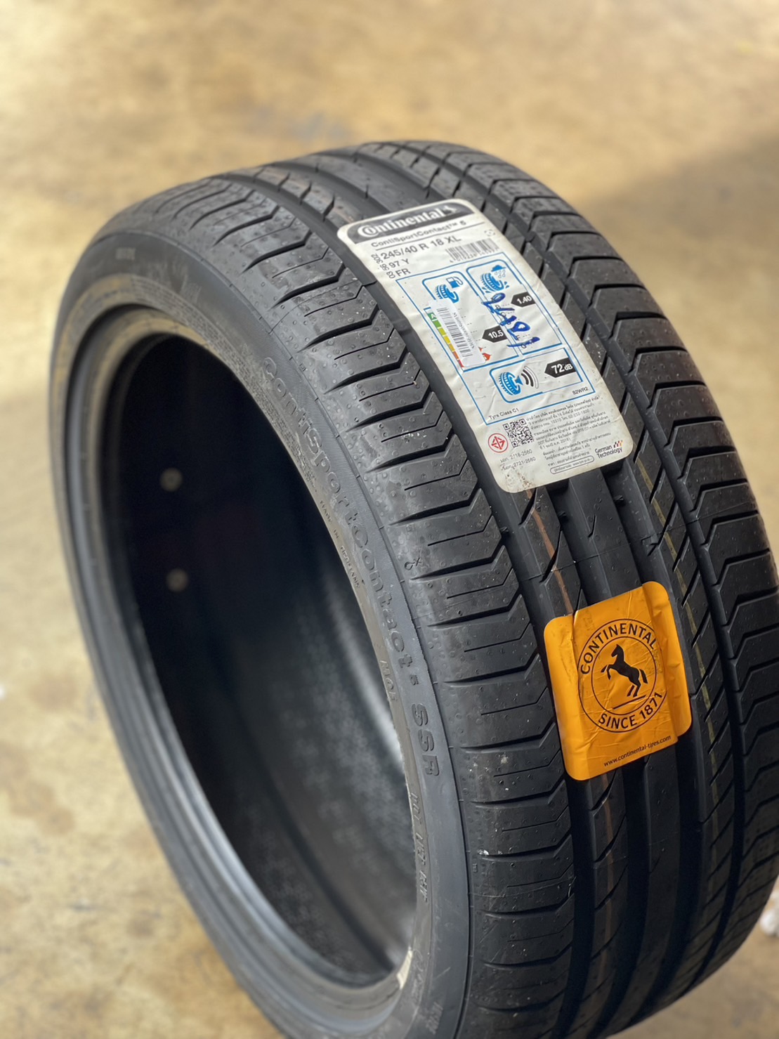 Continental ContiSportContact 5 MOE SSR 245/40R18 ลดราคาพิเศษ