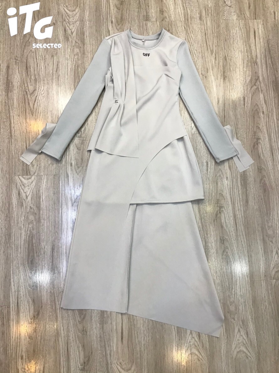 Off White Dress :: ความเซ็กซี่ เราจัดให้ เดรสคอกลมแขนยาว ช่วงตัวแต่งระบาย