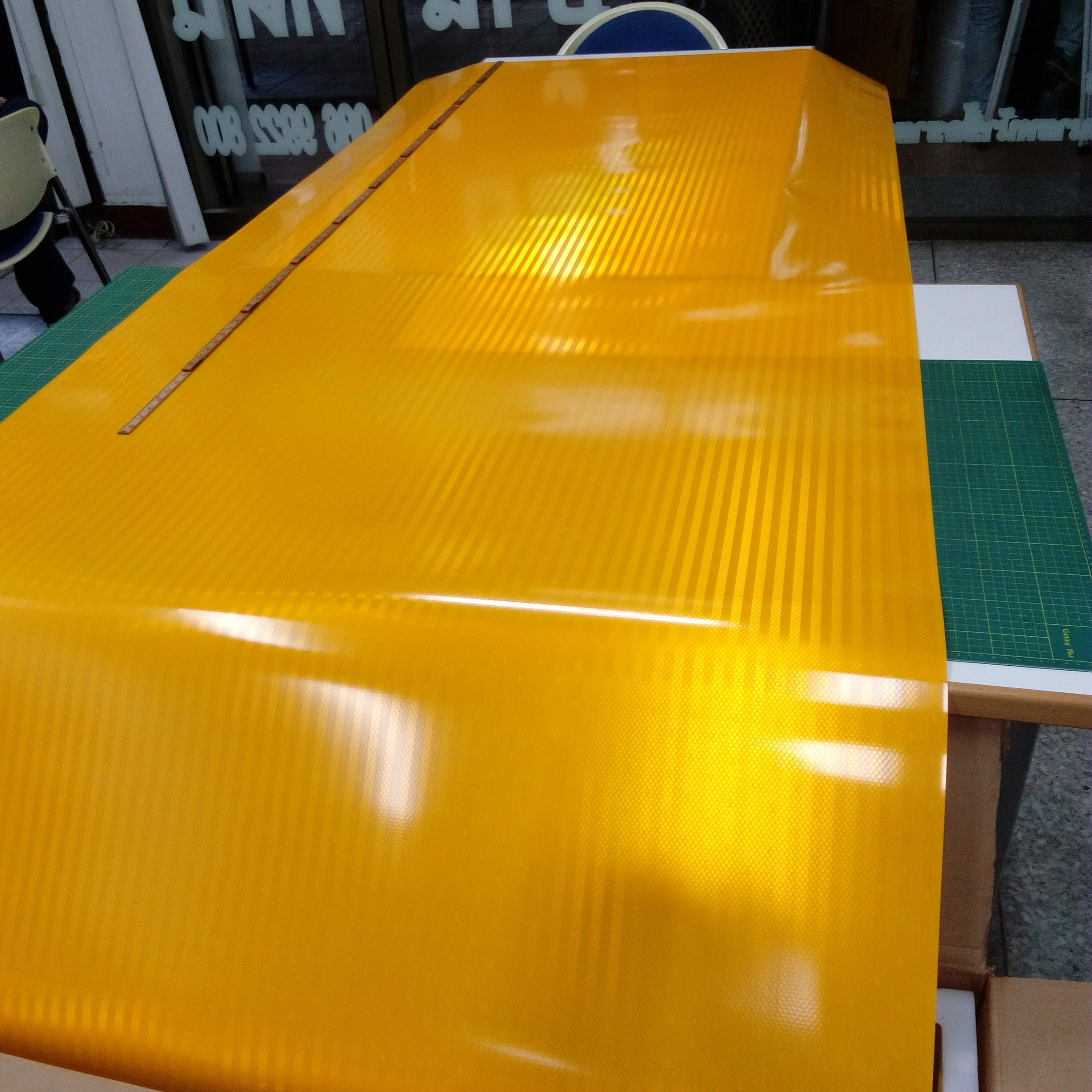 สติ๊กเกอร์สะท้อนแสง เอ็นจิเนียร์ 3M แท้ กว้าง 48 นิ้ว x 45.72 เมตร Engineering GRADE Prismatic EGP งานจราจร