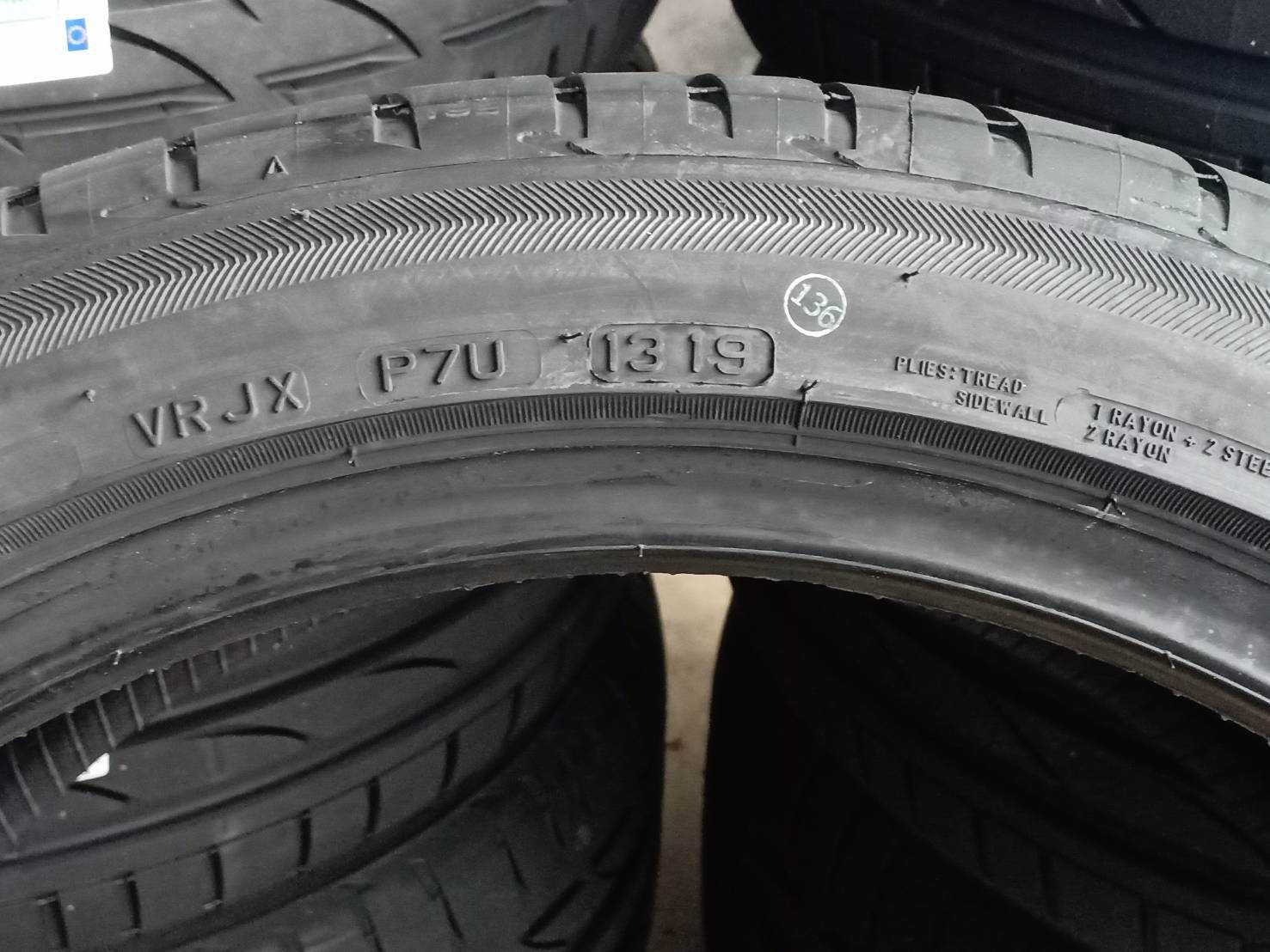 BRIDGESTONE POTENZA S001 245/40R18 ยางใหม่ปี19 ราคาพิเศษ