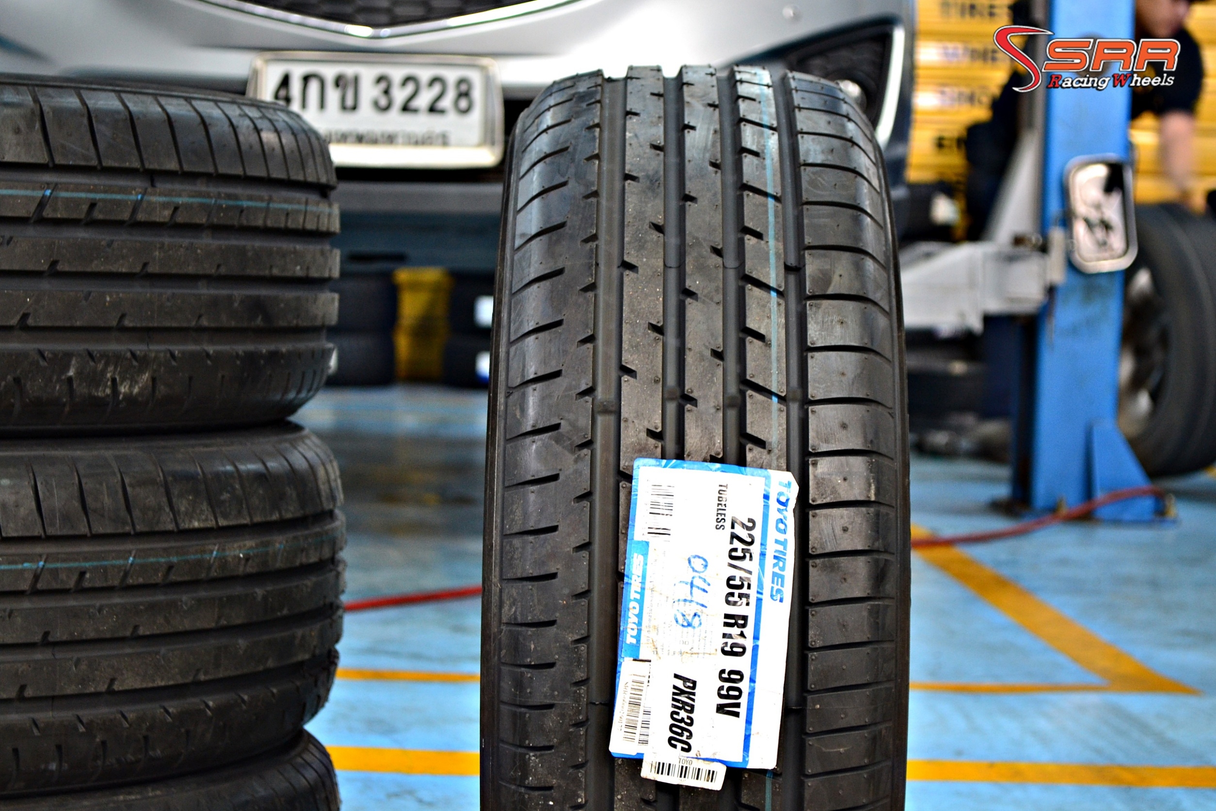 TOYO R36 225/55R19 ยางสำหรับใส่รถ Mazda CX-5