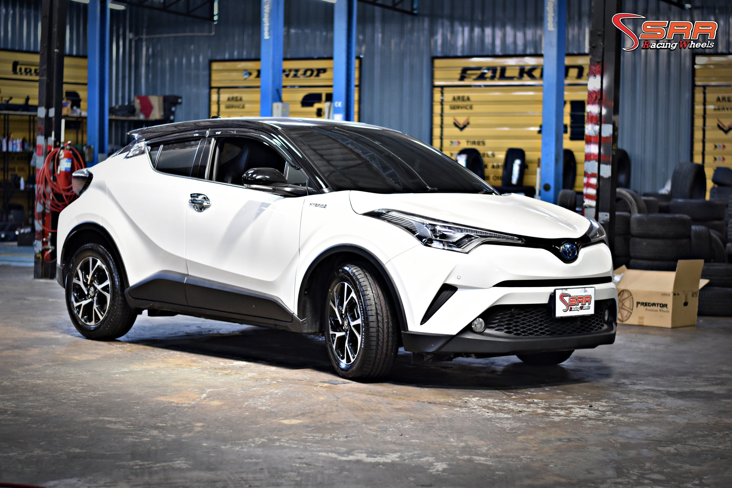 BRIDGESTONE ALENZA 001 215/60R17 ยางใหม่ ลดราคาพิเศษ