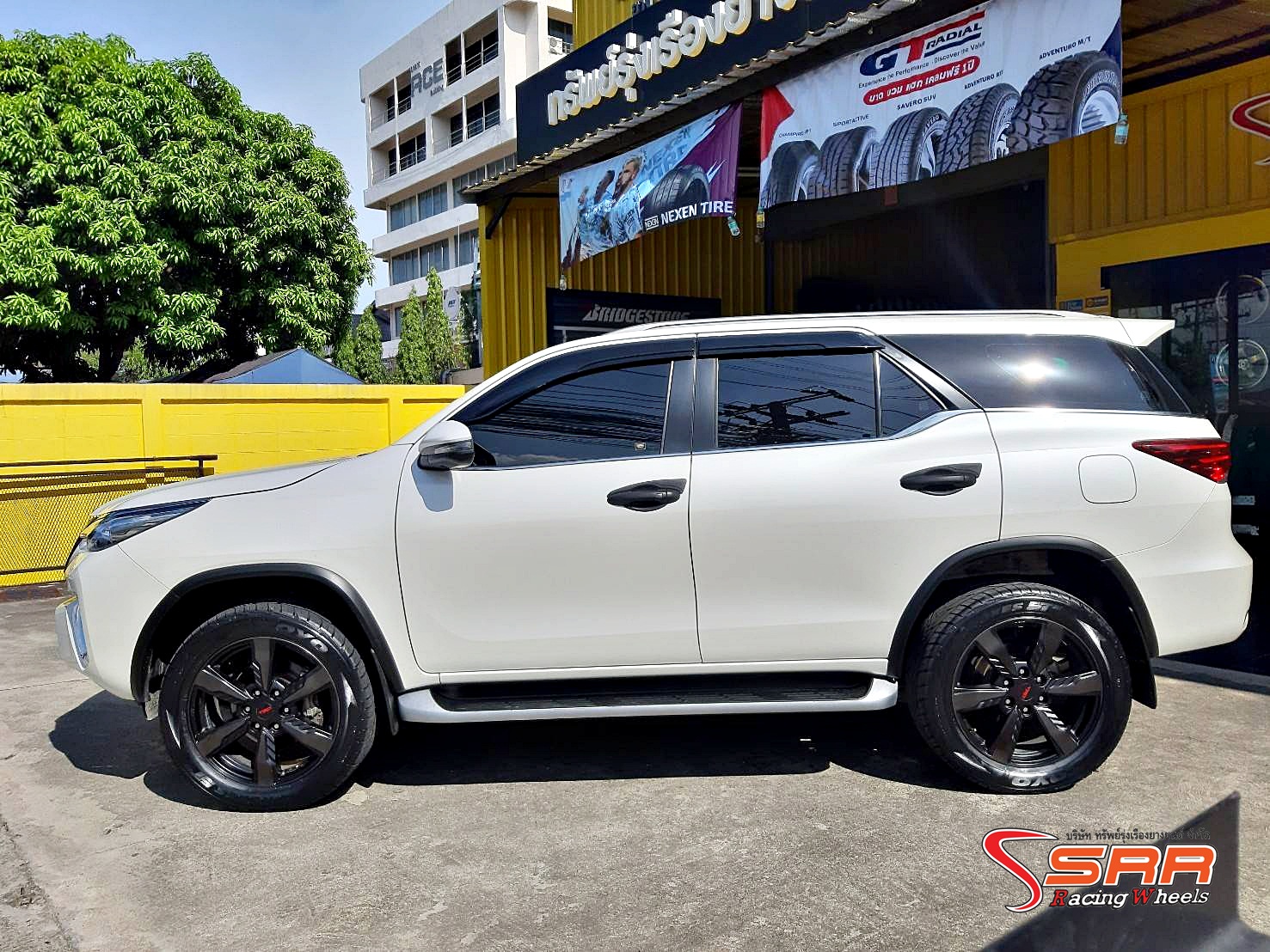 TOYO PROXES ST3 265/50R20 ยางใหม่ปี20 ลดราคาพิเศษ