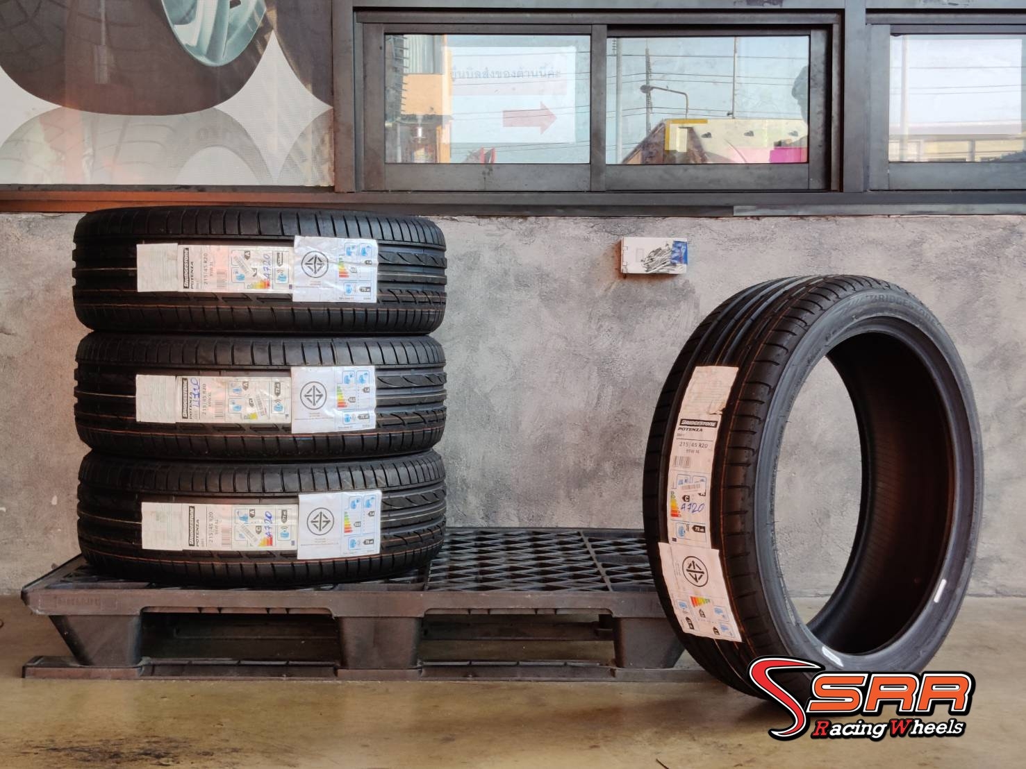 BRIDGESTONE POTENZA S001 215/45R20 ราคาพิเศษ สำหรับใส่รถBMW i8