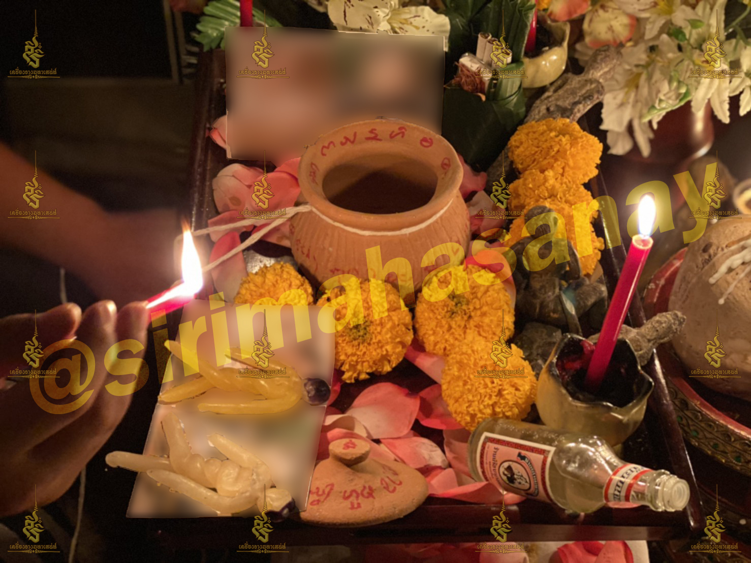 พิธีหอมดอกฮัก อาจารย์เสก สำนักสักยันต์ป๋ารมีเศรษฐีเรือนคำ