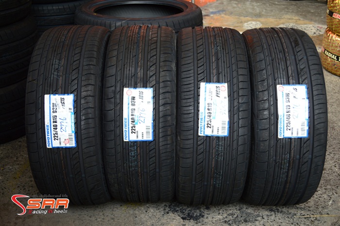 TOYO C1S 225/40R19