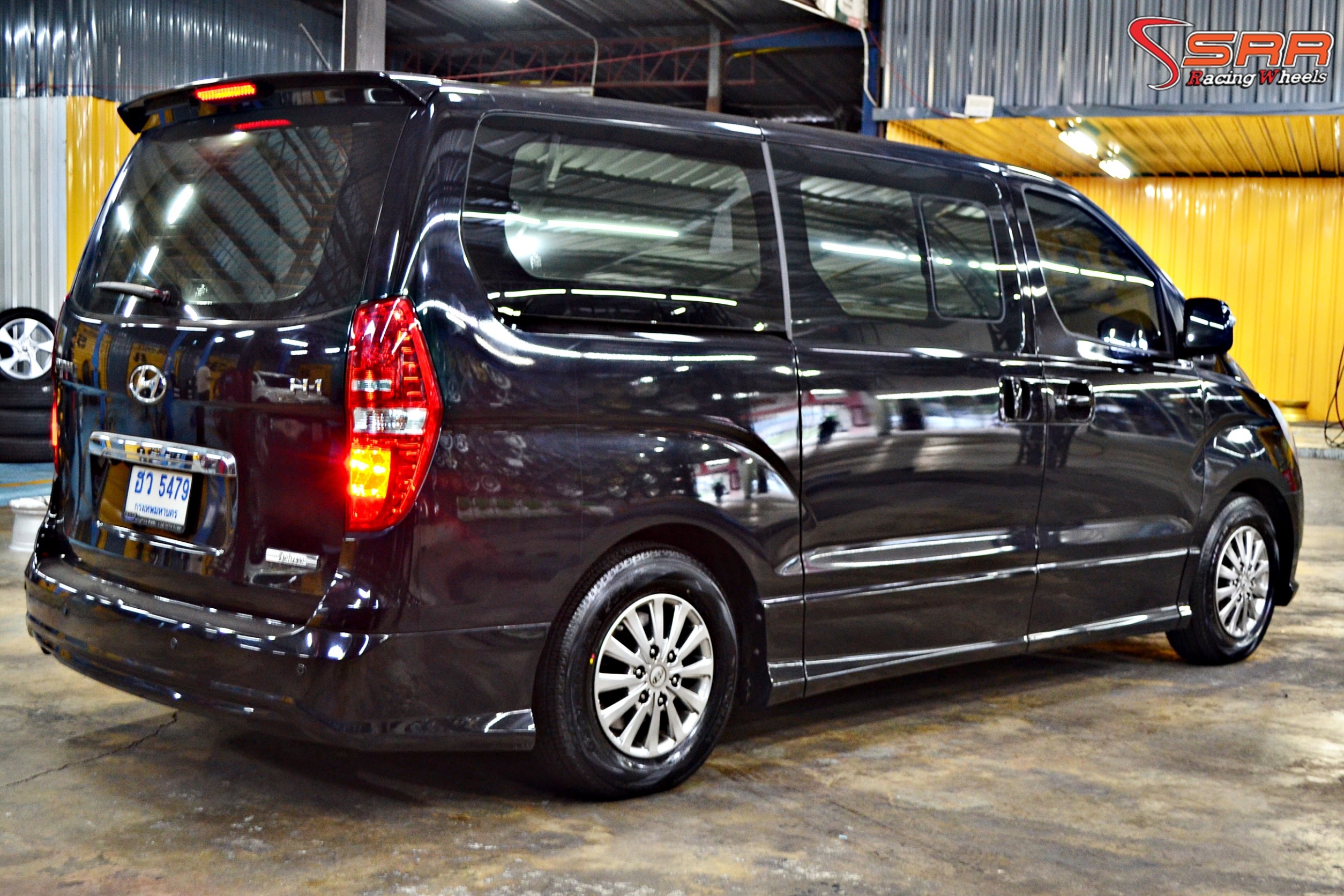 YOKOHAMA GEOLANDAR SUV 215/70R16