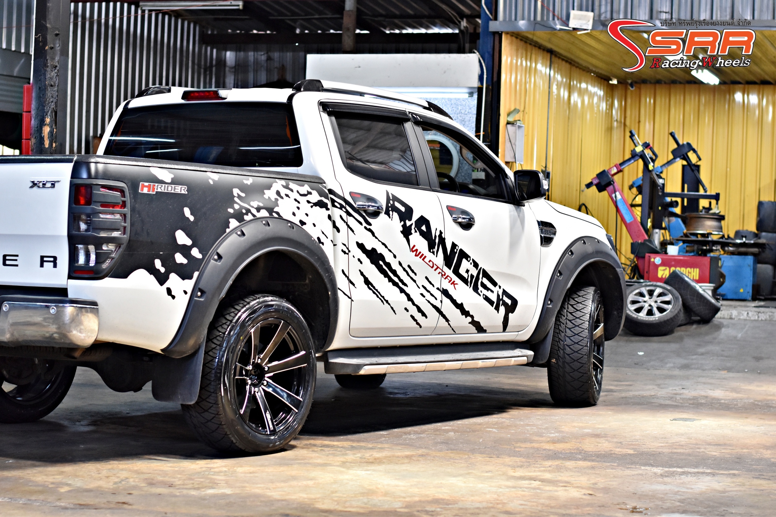 RTV TORQ ขอบ20 ET+20 6x139.7 BKSF สำหรับใส่กระบะ และSUV