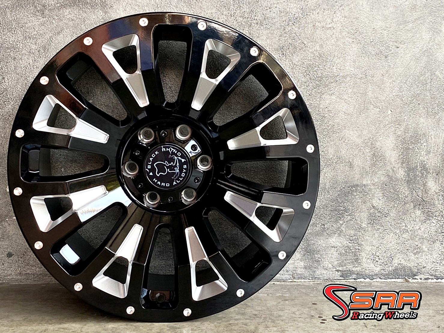 BLACK RHINO PINATUBO 20x9.5 6H139.7 ET6 ราคาพิเศษที่SRR เทพารักษ์