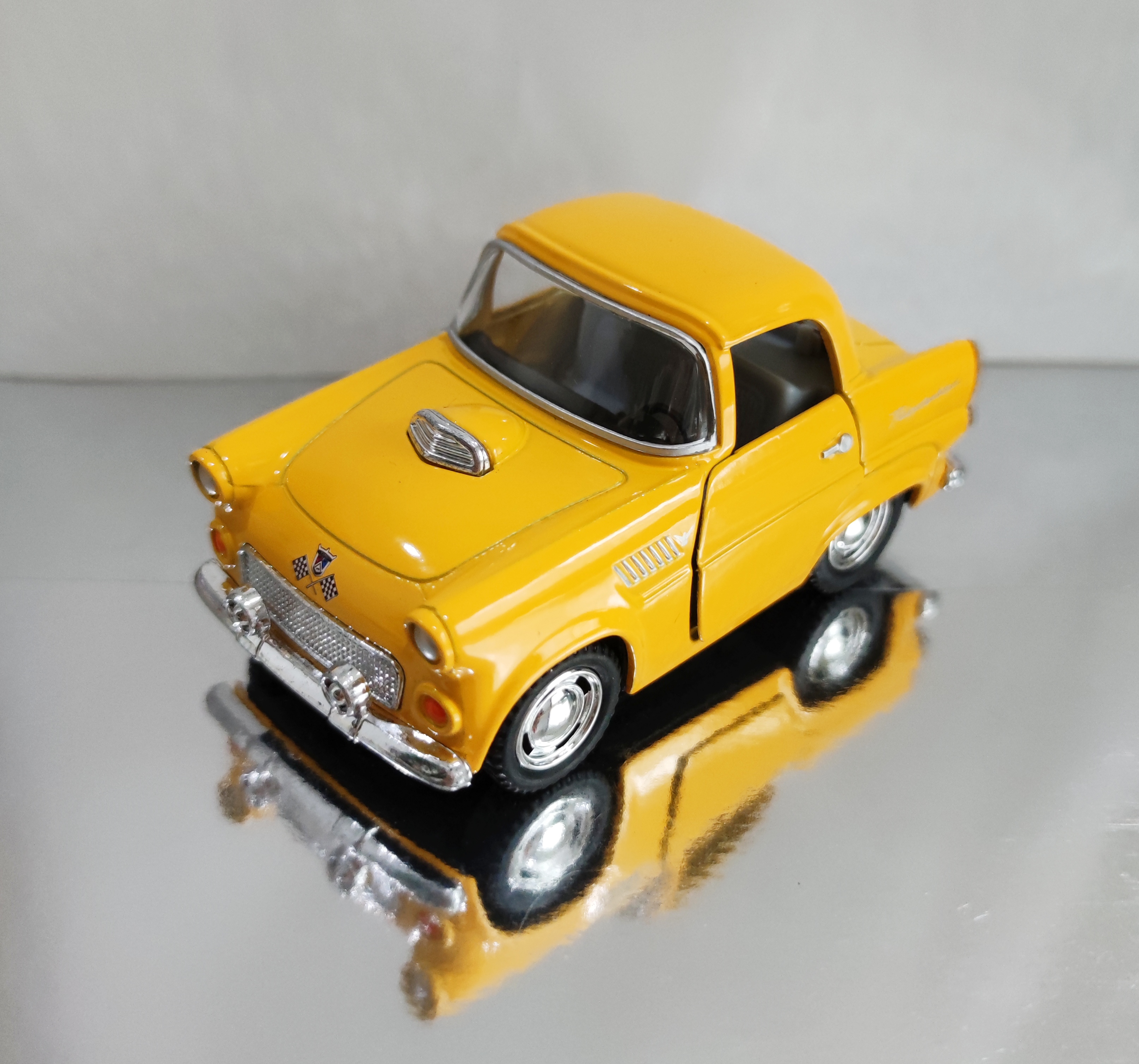 โมเดลรถเหล็ก 1955 Ford Thunderbird ขนาด 4 นิ้ว (ปลีก-ส่ง)