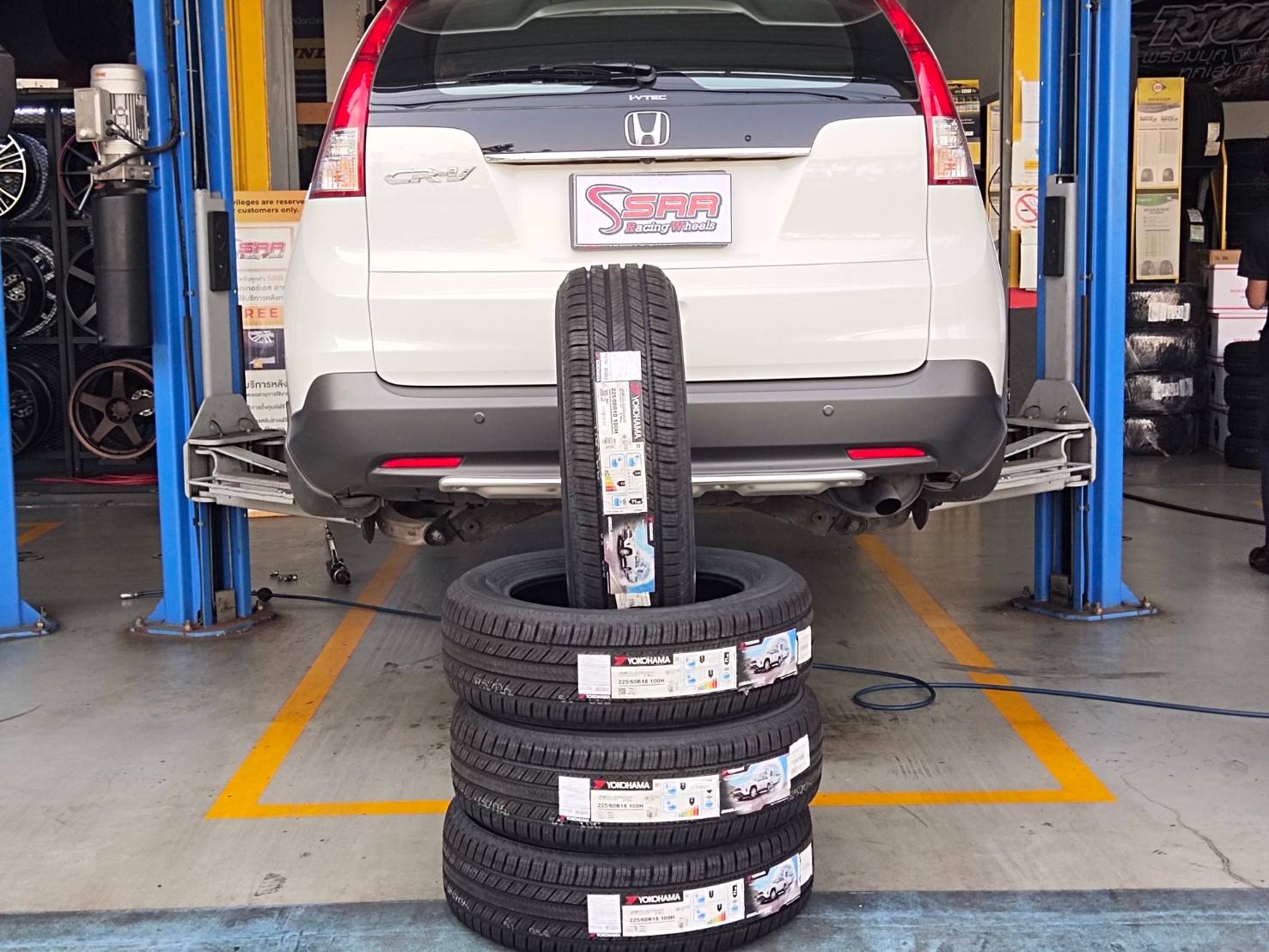 YOKOHAMA GEOLANDAR CV G058 225/60R18 ยางใหม่ ราคาพิเศษ