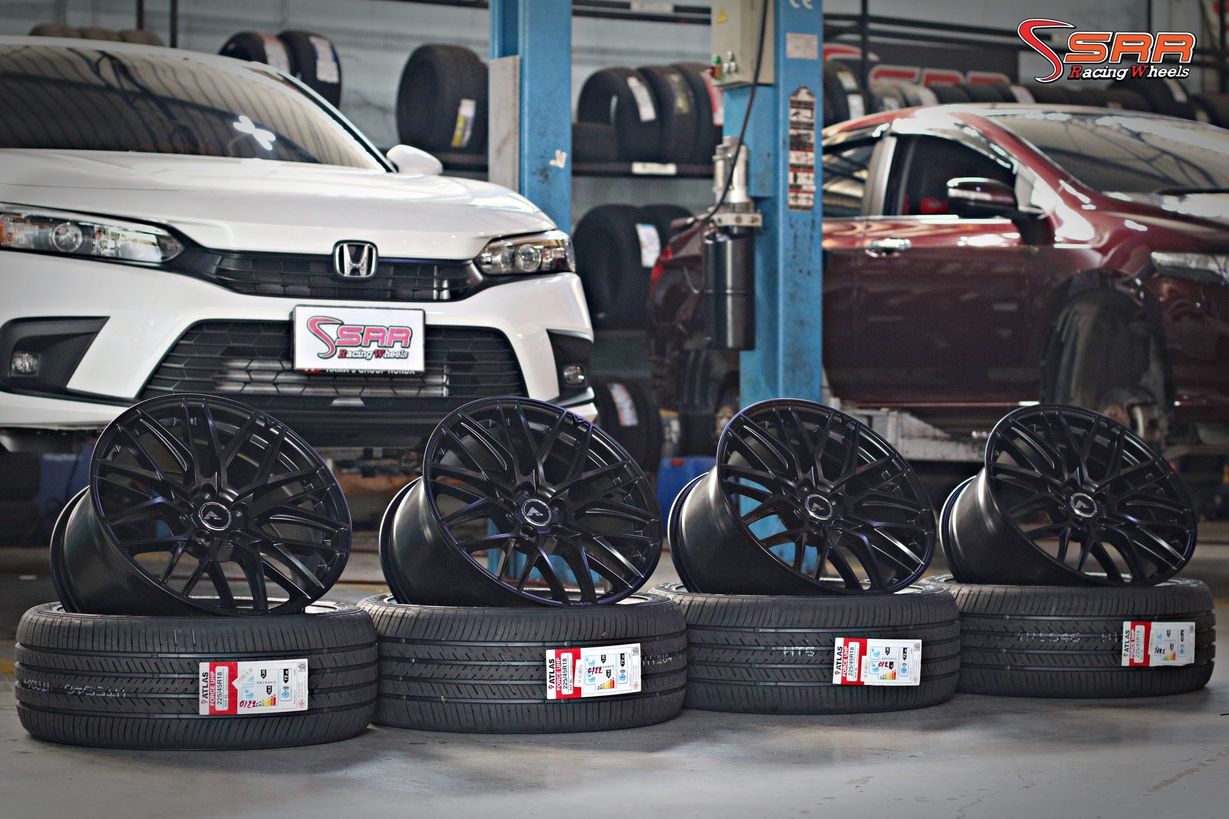 Vorsteiner V-FF 107 ขอบ18 5H113 ET38 MB มีจำหน่ายที่ร้านSRR
