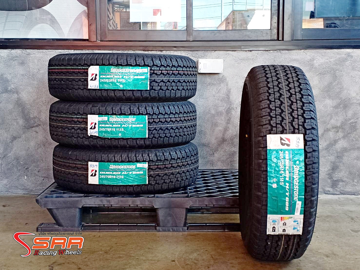BRIDGESTONE DUELER H/T 689 245/70R16 ยางปี19 ลดราคาพิเศษ