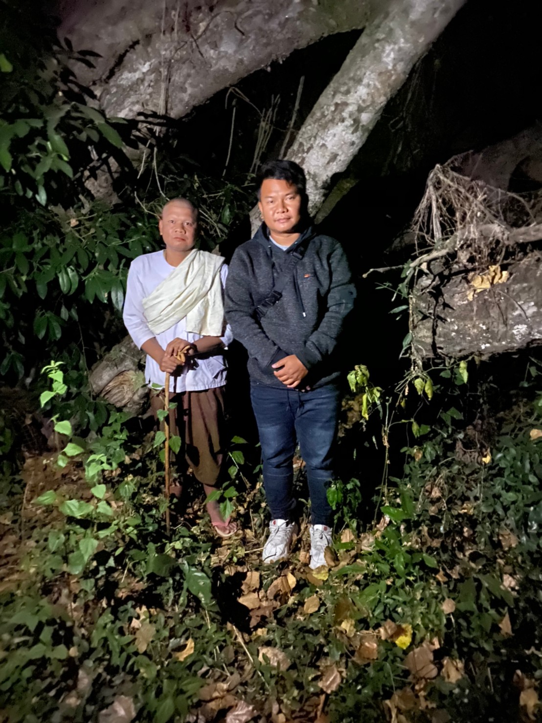 น้ำมันพรายเขมร อาจารย์เขมร (FLT)