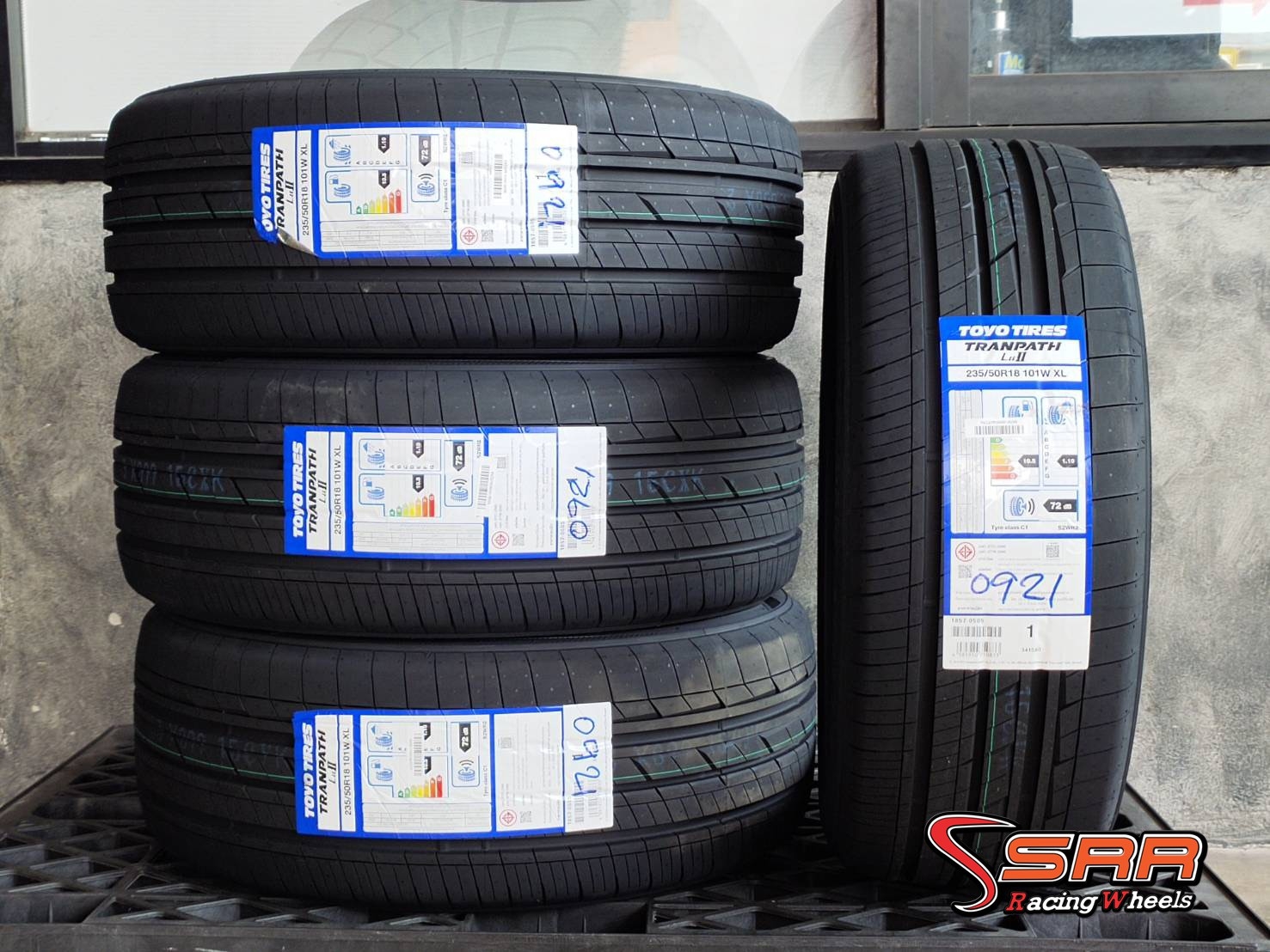 TOYO TRANPAHT LU2 235/50R18 ยางใหม่ปี21 ราคาพิเศษ