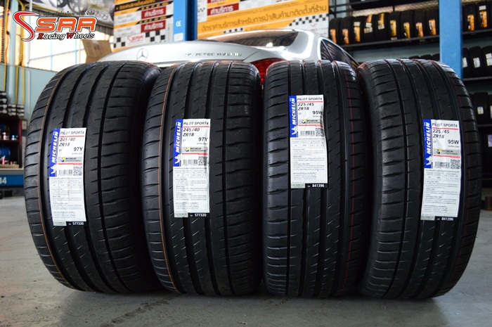MICHELIN PILOT SPORT 4 245/40ZR18