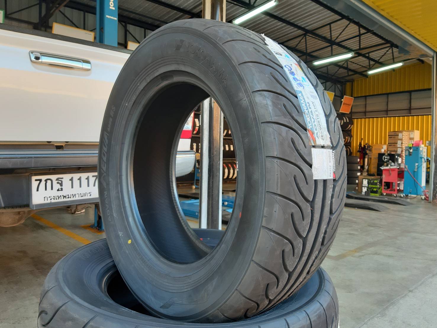 YOKOHAMA ADVAN AD08RS 265/60R18 ยางญี่ปุ่น ปี2021 ราคาพิเศษ