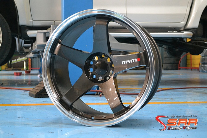 NISMO ROTA ขอบ19 สีRLGM ชุดละ 12,000 บาท