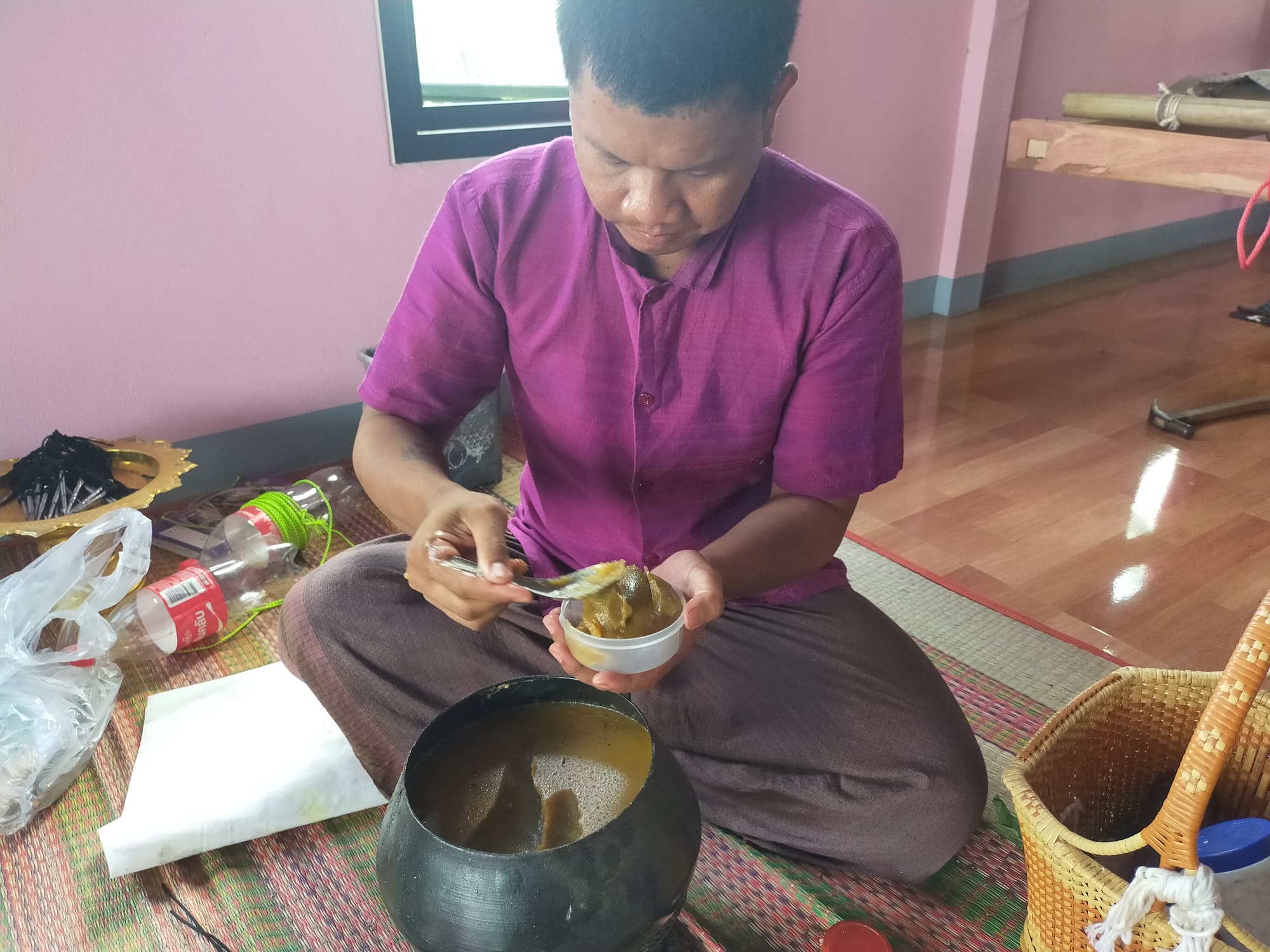 สีผึ้งน้ำหาย อาจารย์เขมร