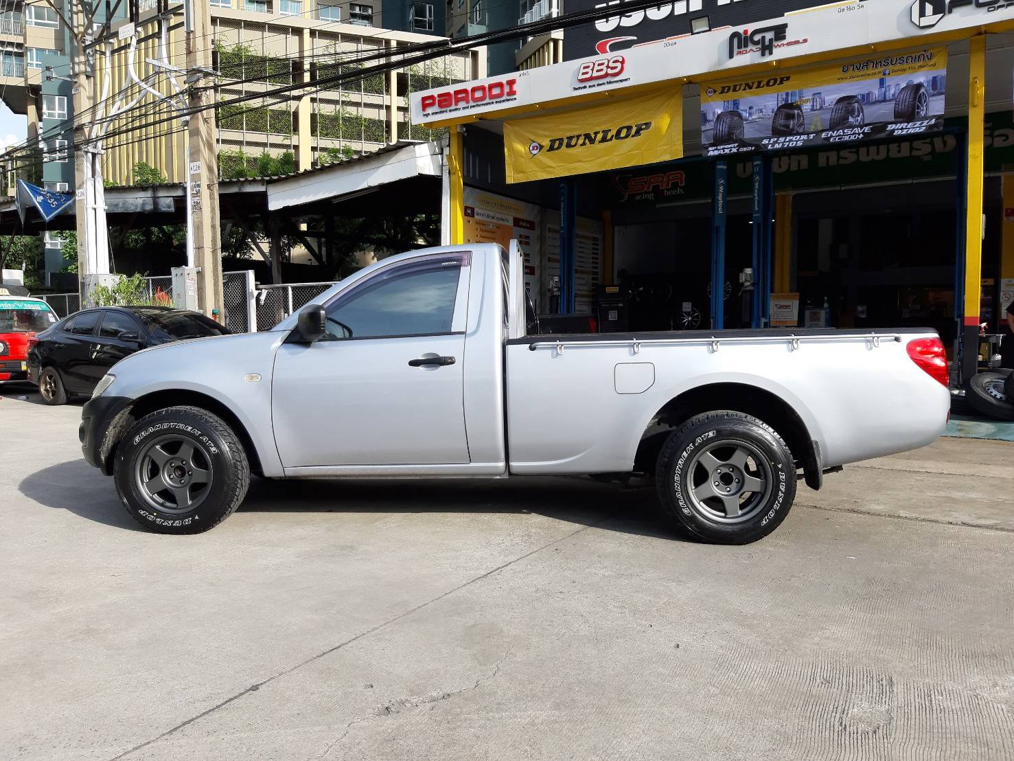 BRADLEY เบดเล่ย์ 16x8 6x139.7 ET+0 GM-FLAT