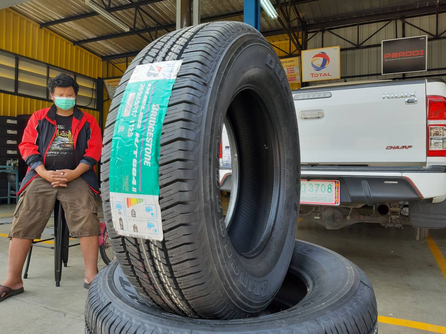 BRIDGESTONE DUELER H/T 684-II 265/65R17 ยางใหม่ปี20 ราคาพิเศษ