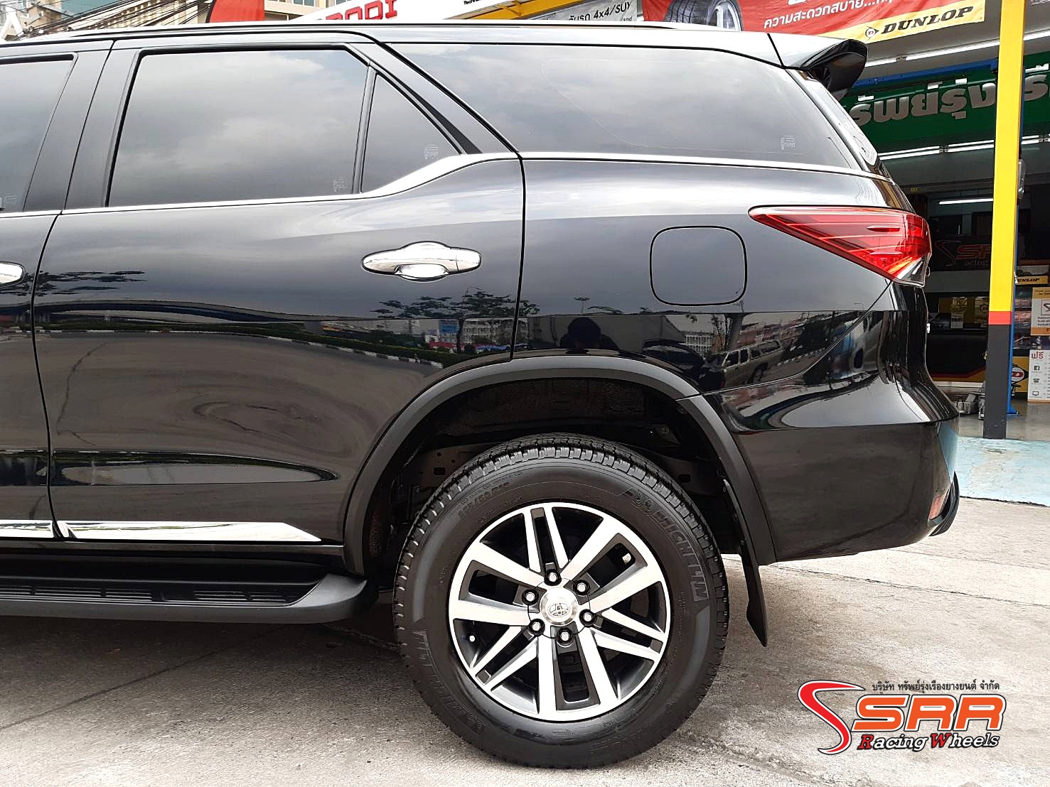MICHELIN LATITUDE TOUR HP 265/60R18 ยางปี20 สำหรับกระบะ และSUV
