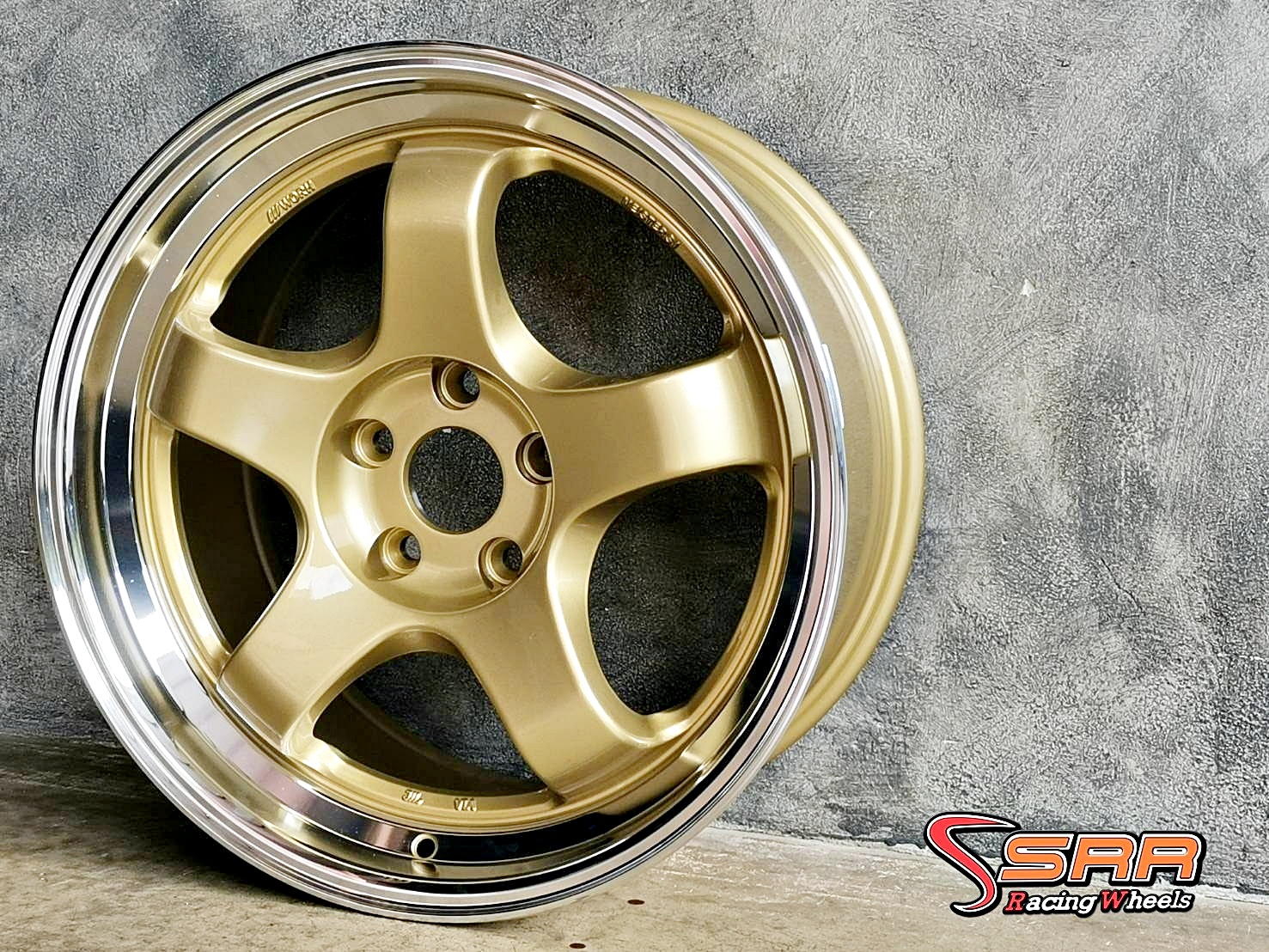 S1R TAM-3465 ขอบ18 5H114.3 ET35 XMPL/GOLD D6 ชุดละ 14,000฿