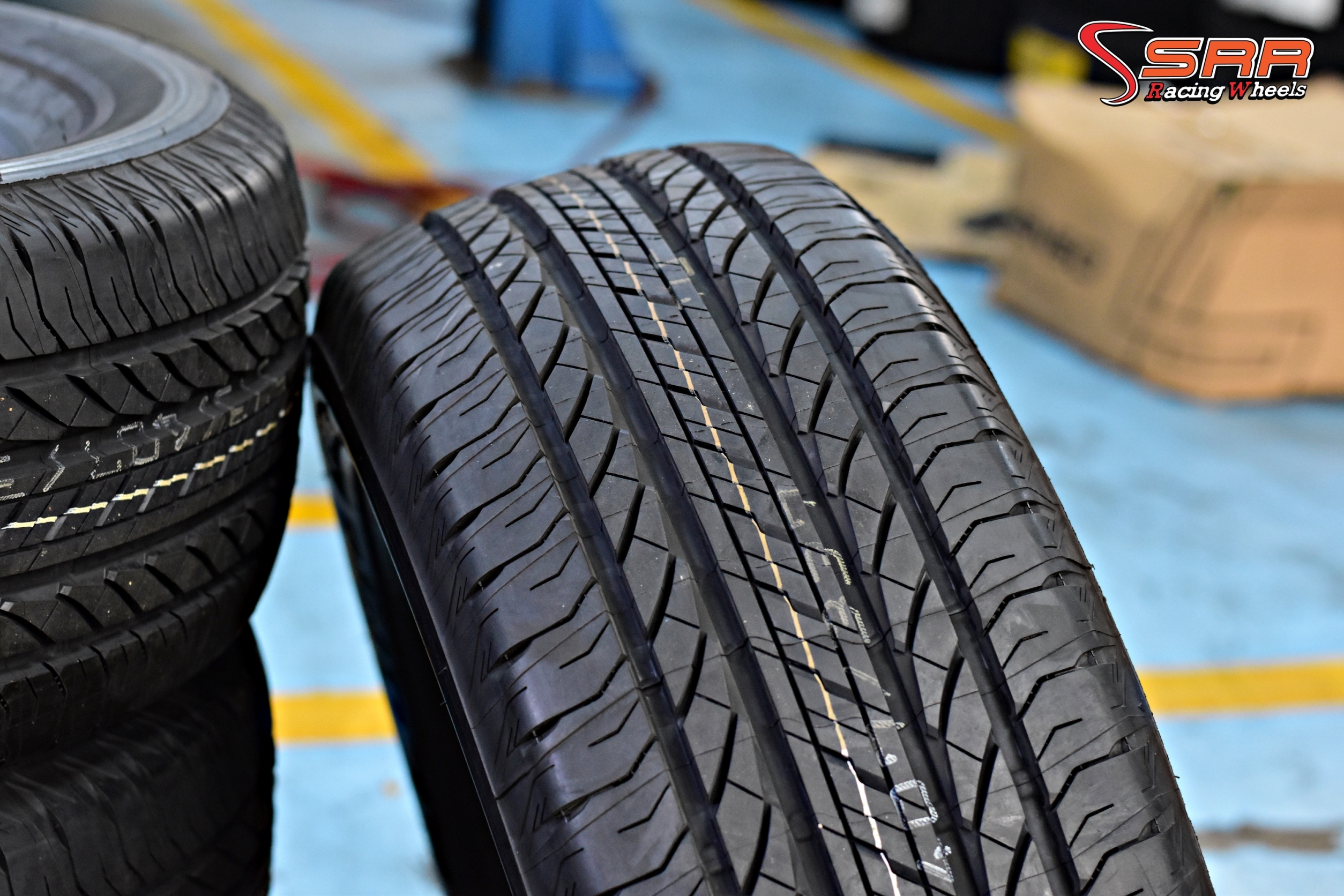 BRIDGESTONE ECOPIA EP850 265/60R18 ยางSUV ราคาพิเศษ