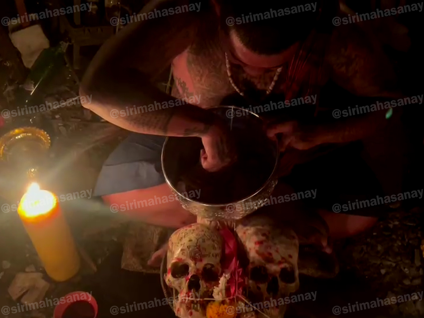 ภูติพิศวาส อ.สัปเหร่อ