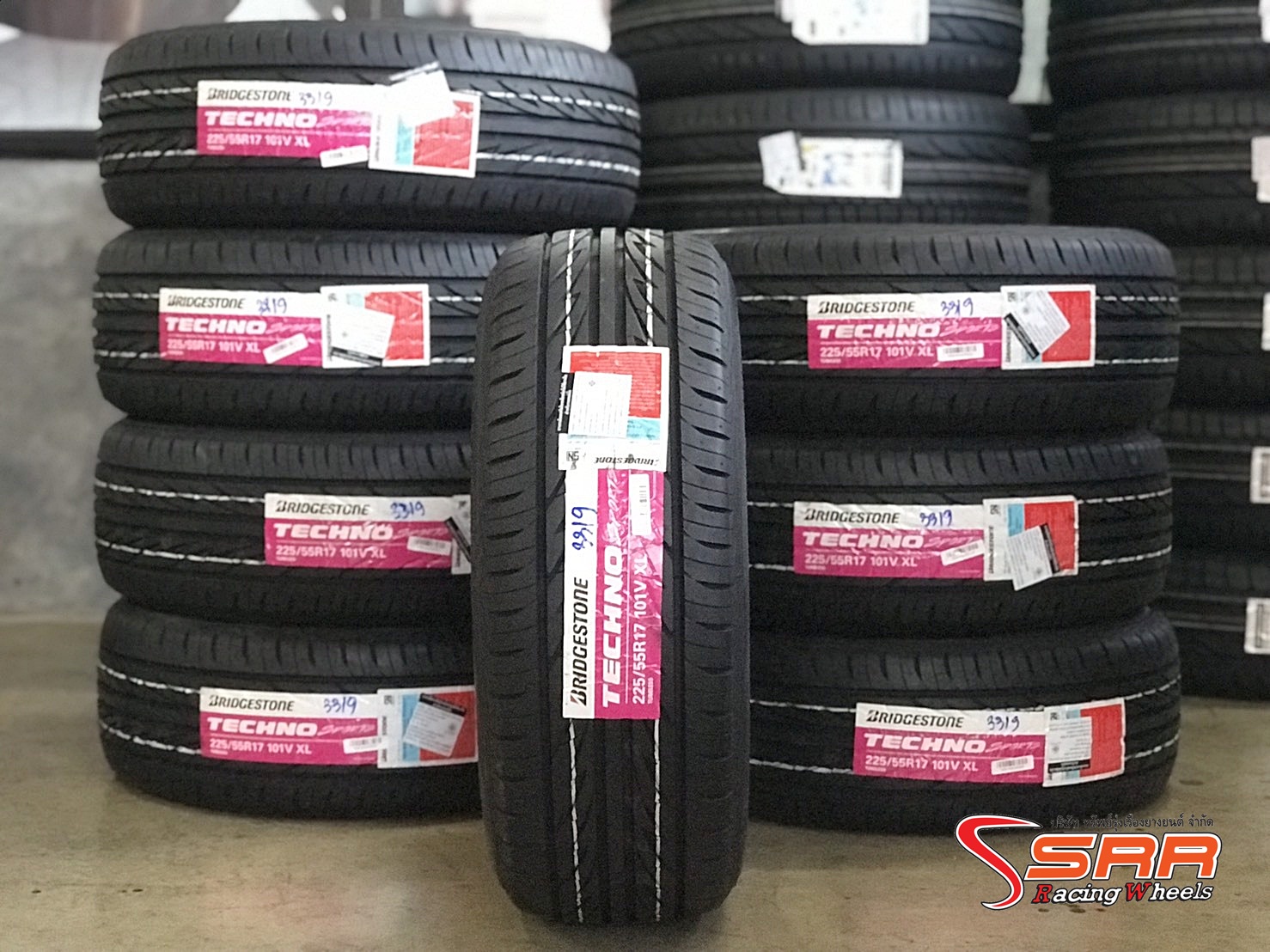 BRIDGESTONE TECHNO SPORTS 225/55R17 ยางใหม่ปี19 ราคาพิเศษ