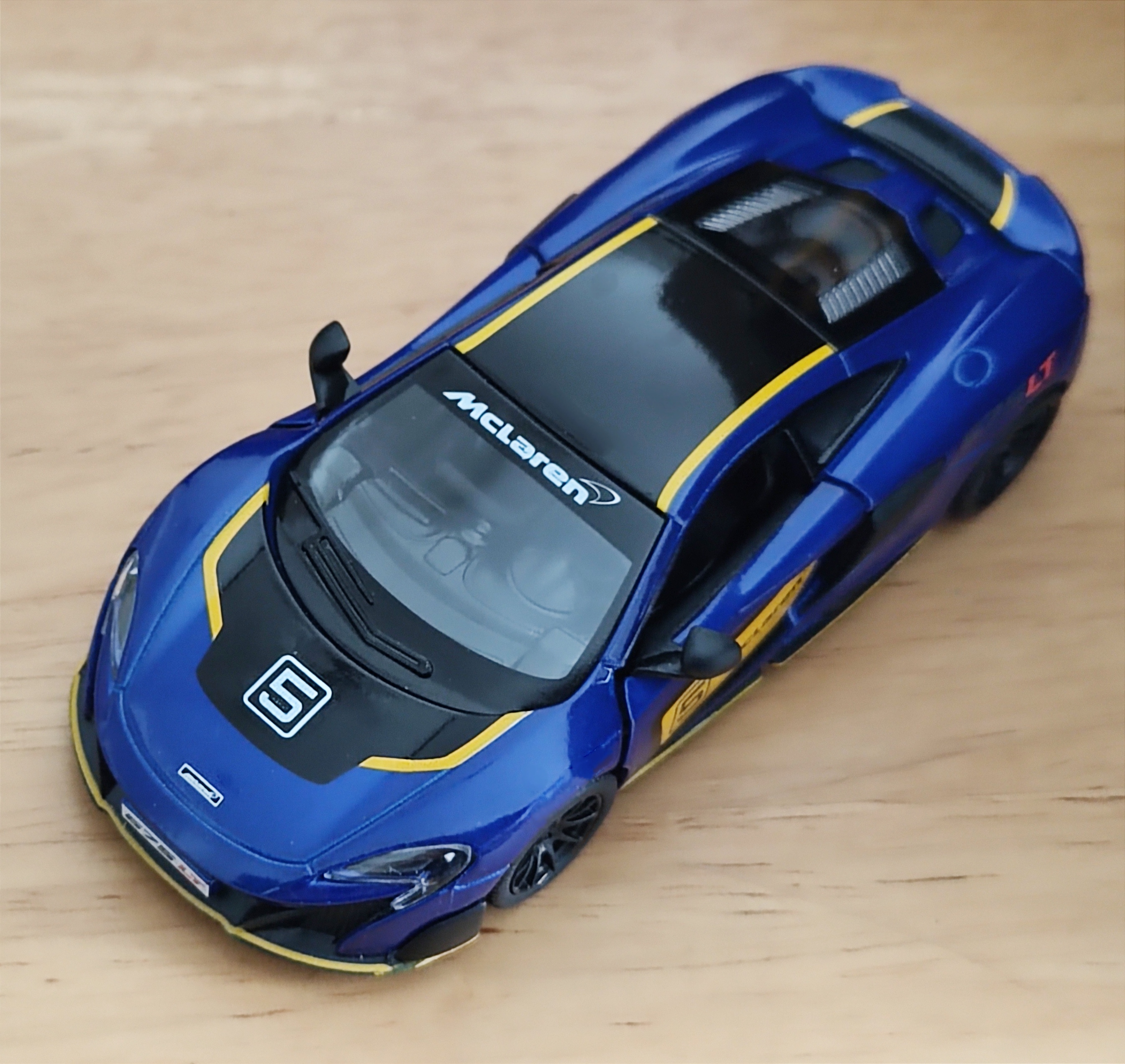 McLaren 675LT Scale 1:36 โมเดลรถเหล็ก (ปลีก-ส่ง)