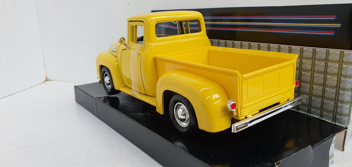 1955 Ford F-100 Pickup โมเดลรถเหล็ก scale 1:24 (ปลีก-ส่ง)