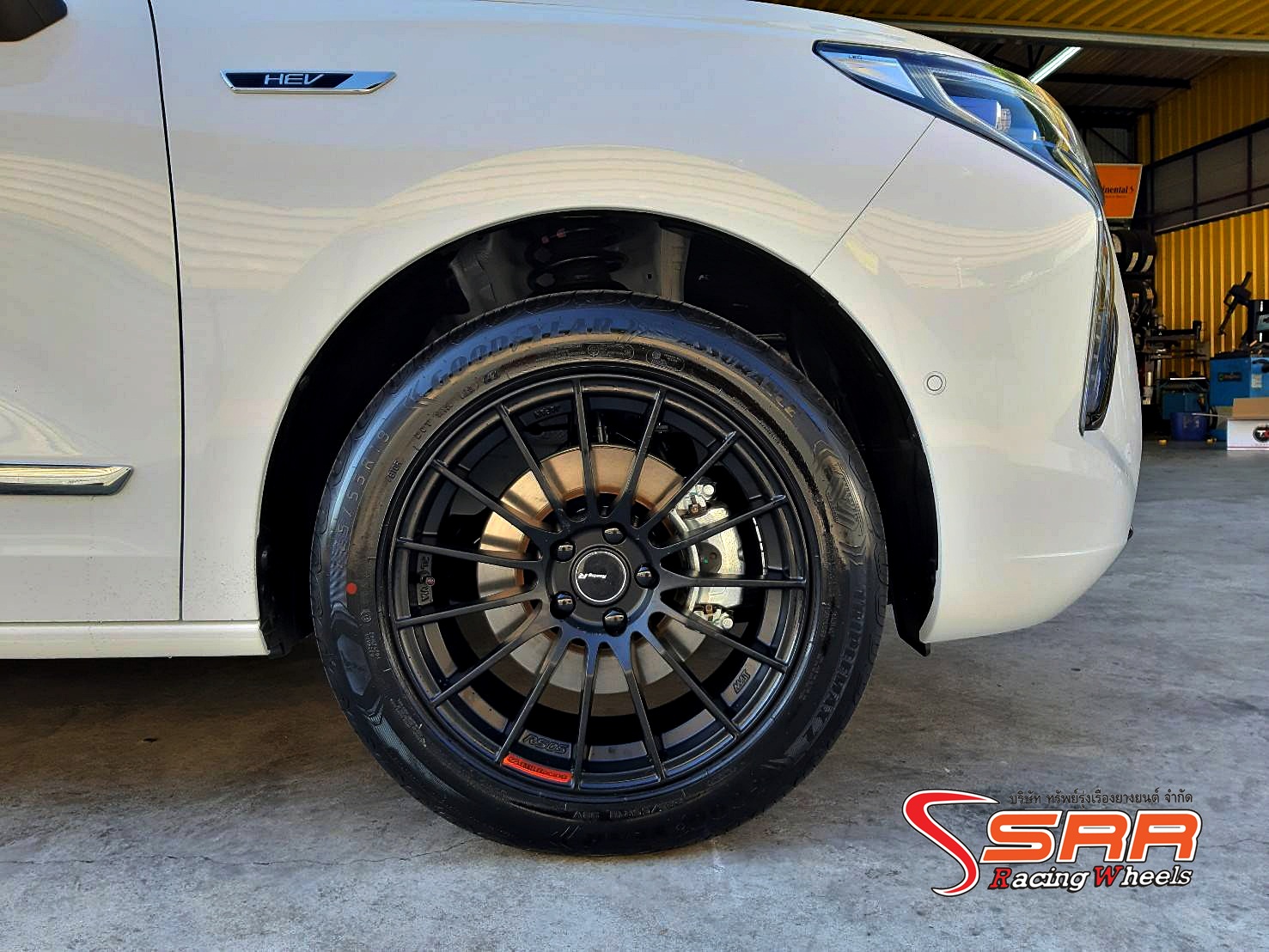 ENKEI RS05RR ล้อไทย ขอบ18 5H114.3 ET35 MATT BLACK