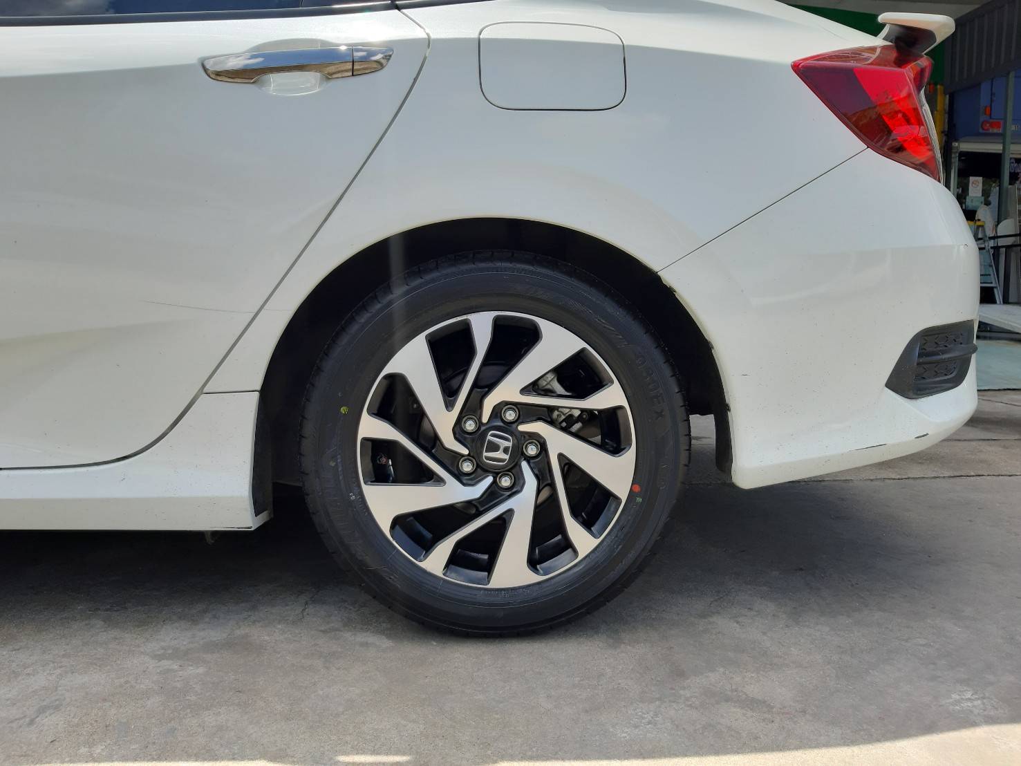 YOKOHAMA ALLIANCE 030Ex 215/55R16 ยางญี่ปุ่นปี20 ลดราคาพิเศษ