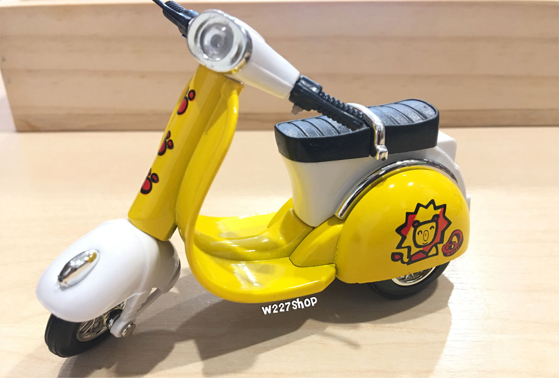 โมเดลรถเหล็ก รถเวสป้า ลายการ์ตูน (ปลีก-ส่ง)