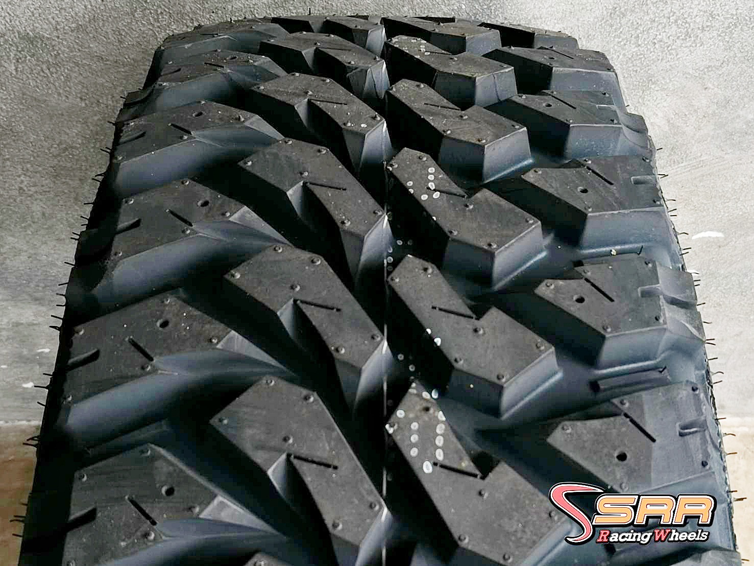 MAXXIS BIGHORN M/T 764 31X10.5R15 ยางใหม่ปี2021 ราคาพิเศษ