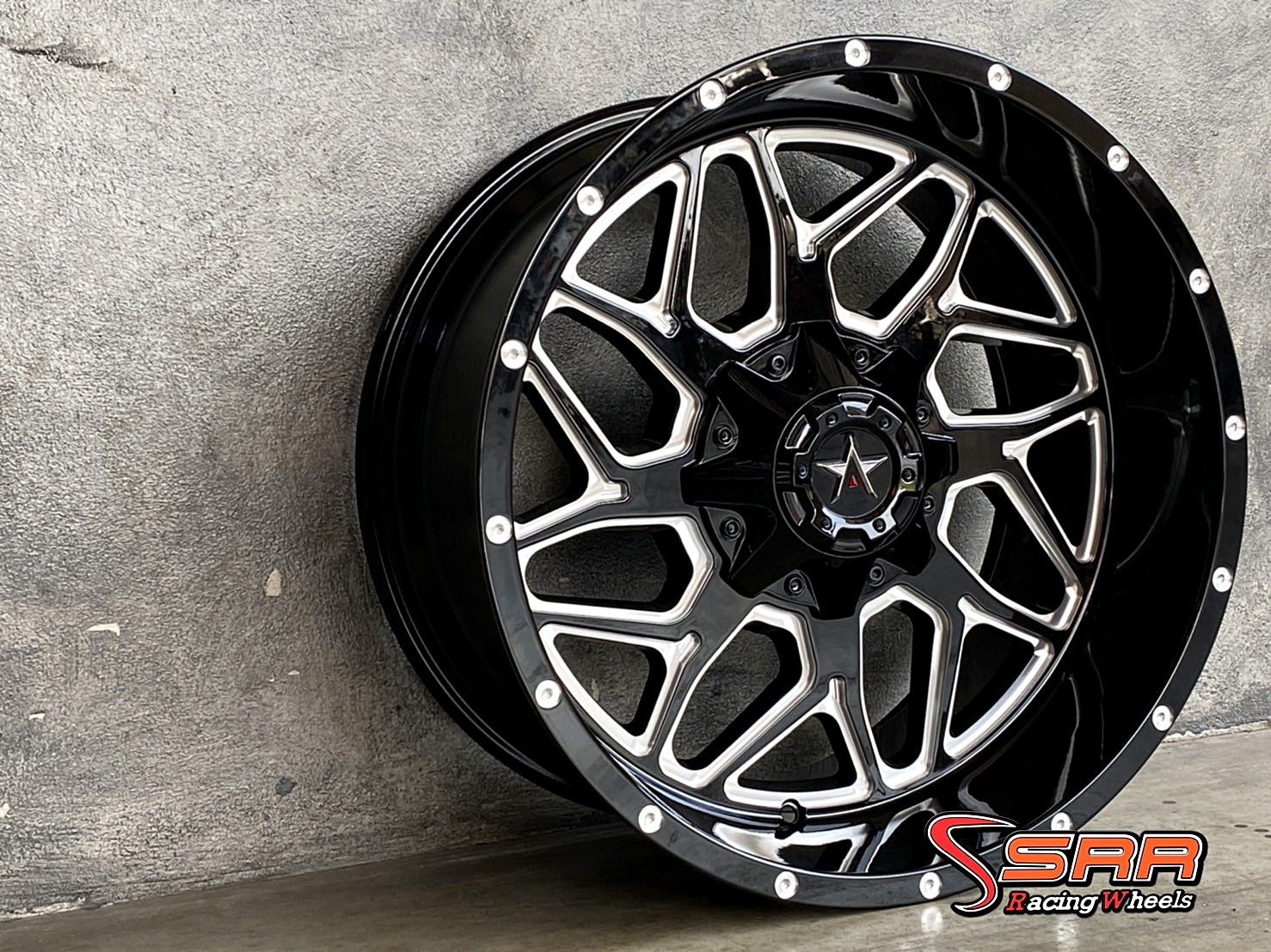 OASIS OW029 20x10 6H139.7 ET-24 BLACK & MILLED