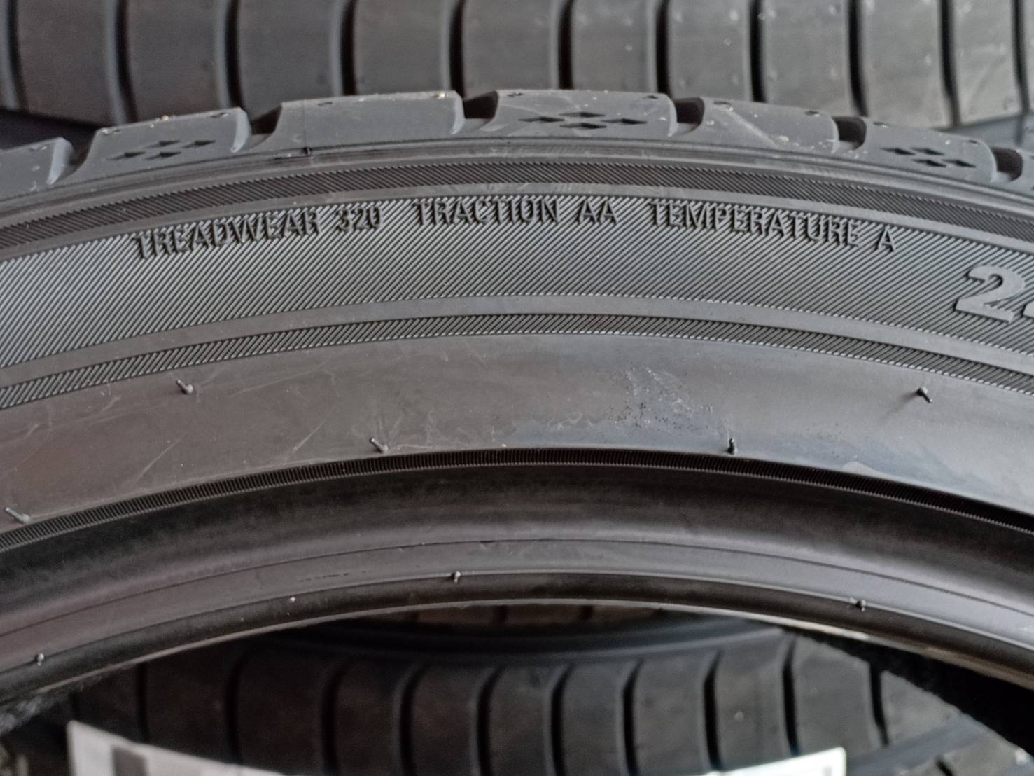 MARSHAL MU12 245/40ZR20 ยางเกาหลีปี20 ราคาพิเศษ