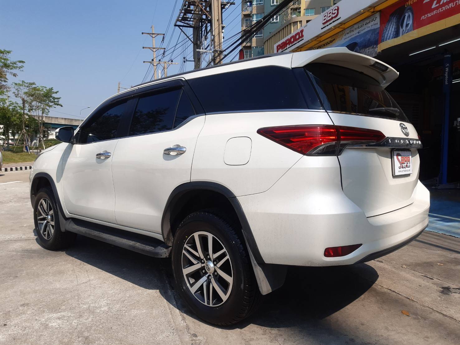 DUNLOP GRANDTREK PT3 265/60R18 ยางใหม่ปี20 ลดราคาพิเศษ