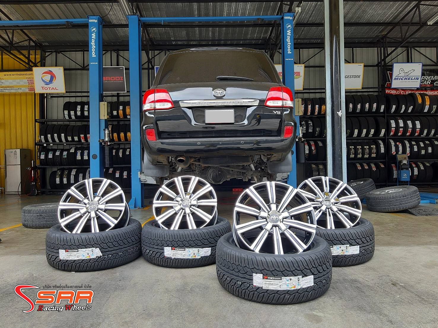 D1333 20x8.5 5H150 ET45 BLACK POLISH สำหรับใส่รถTOYOTA LAND CRUISER