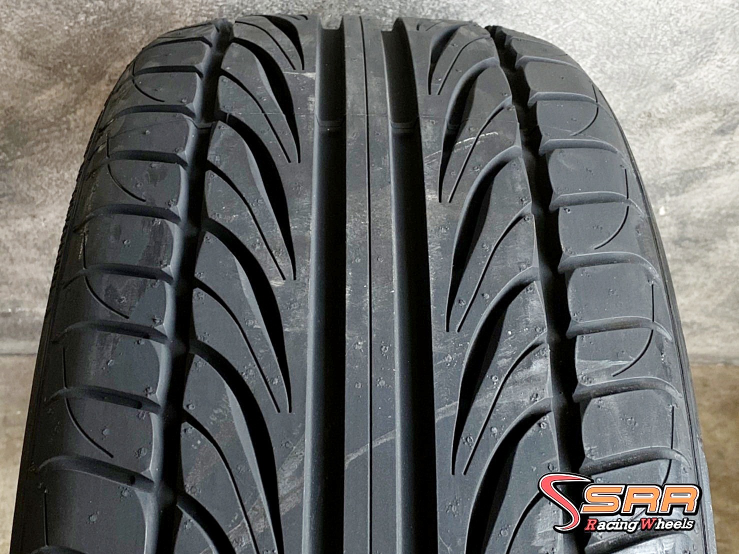 FALKEN FK452 245/40ZR20 ยางใหม่ ลดราคาพิเศษ เส้นละ 2,500฿