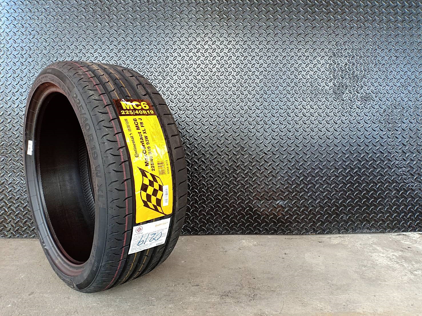 CONTINENTAL MC6 225/40R19 ยางปี19 ราคาเส้นละ 6,000 บาท